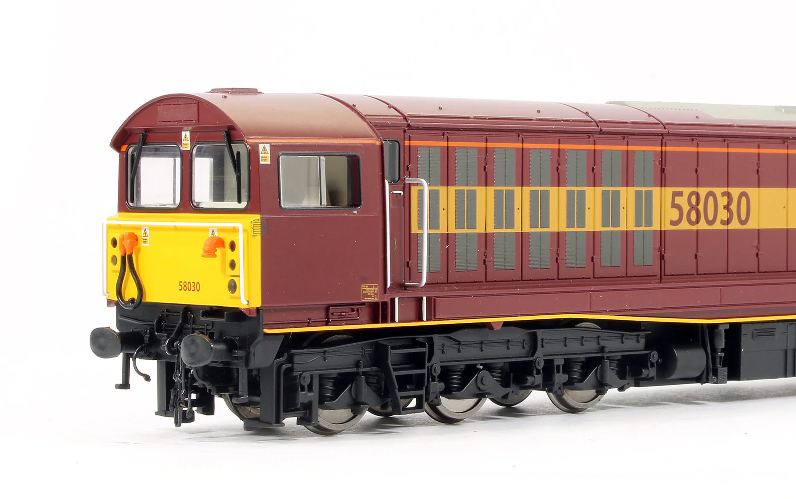 Pre-Owned Class 58030 EWS Diesel Locomotive - DCC Fitted - Image 3