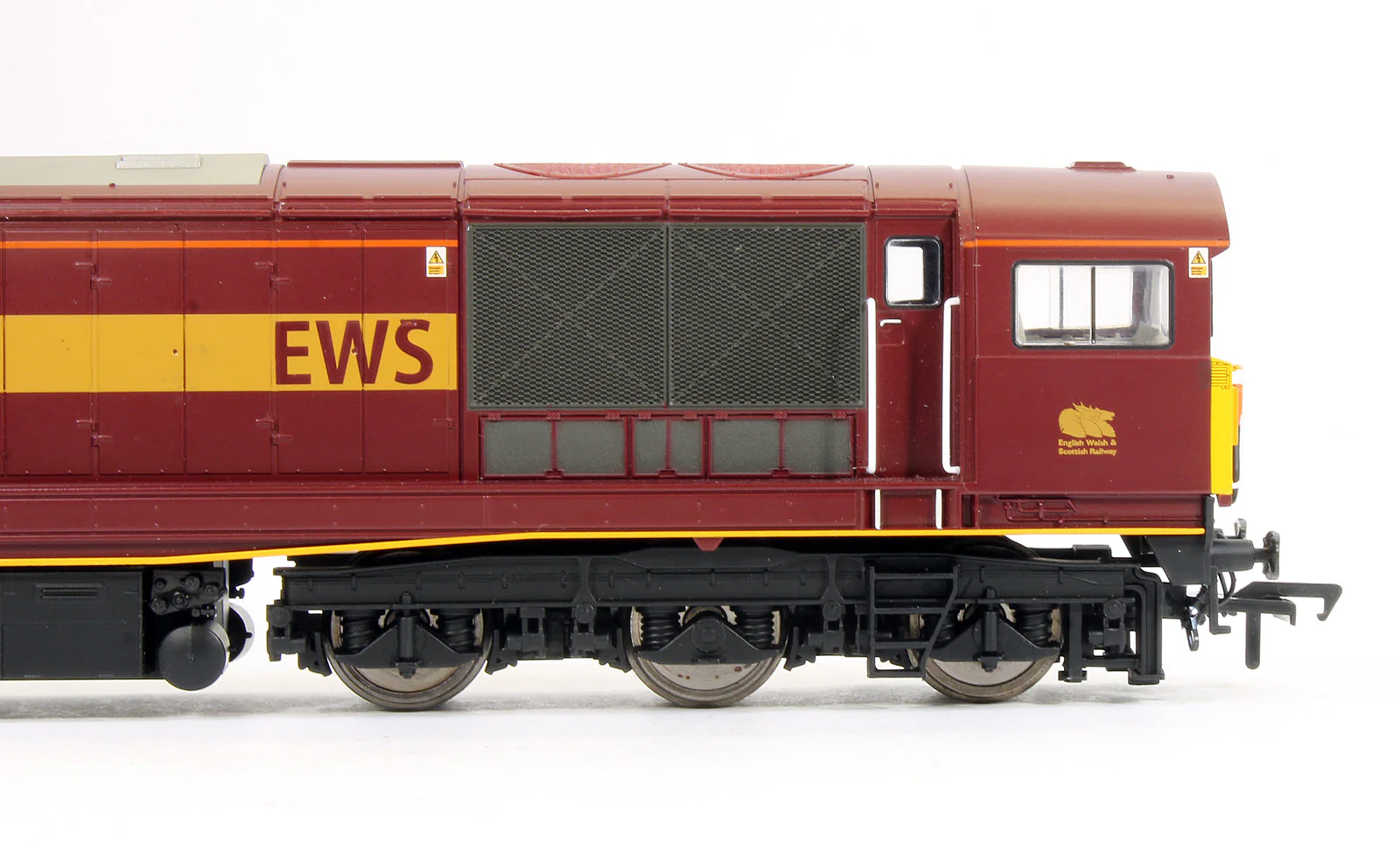Pre-Owned Class 58030 EWS Diesel Locomotive - DCC Fitted - Image 4