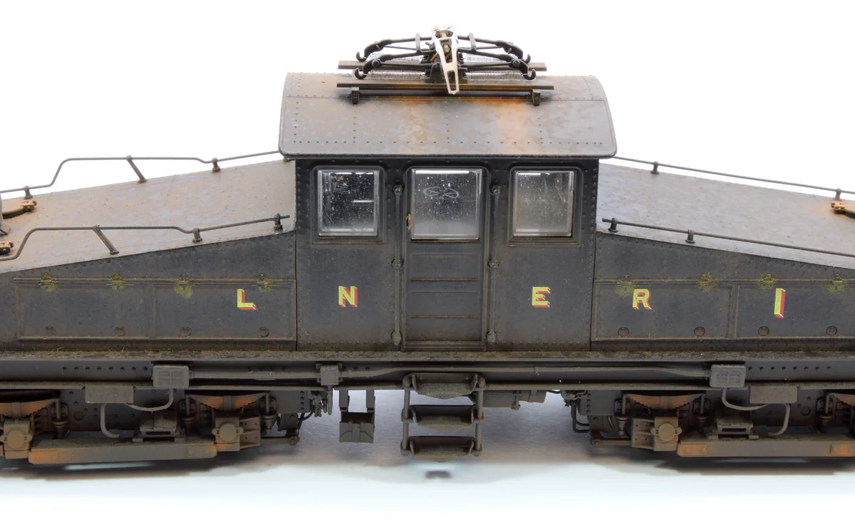 Highly Detail Weathered North Eastern Railway ES1 LNER Unlined Black Bo-Bo Electric Locomotive No.1 - Image 9