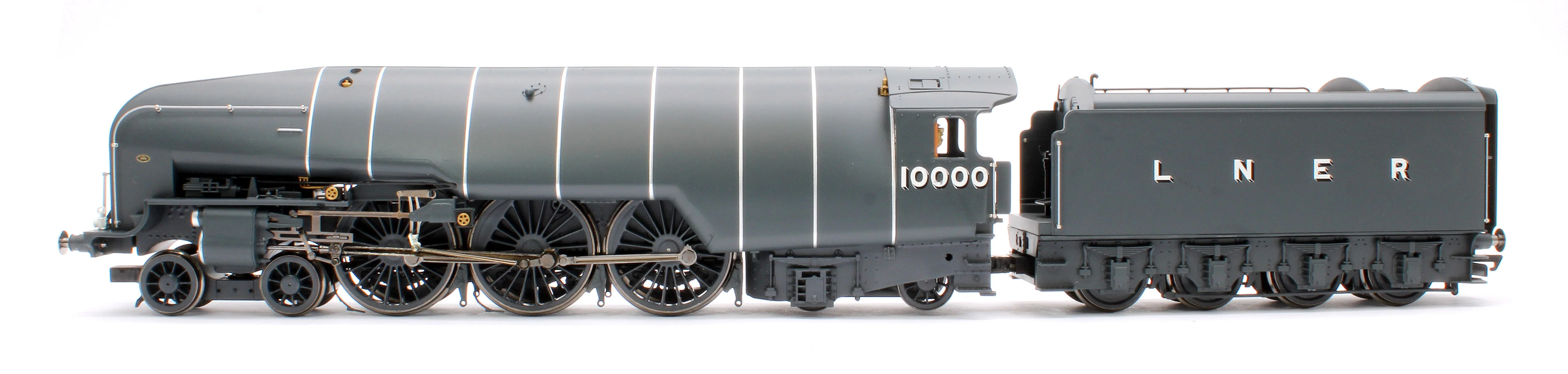 W1 Class 4-6-4 LNER 'Hush Hush' No.10000 (with Steam Generator) Steam Locomotive - DCC Sound & Smoke - Image 5