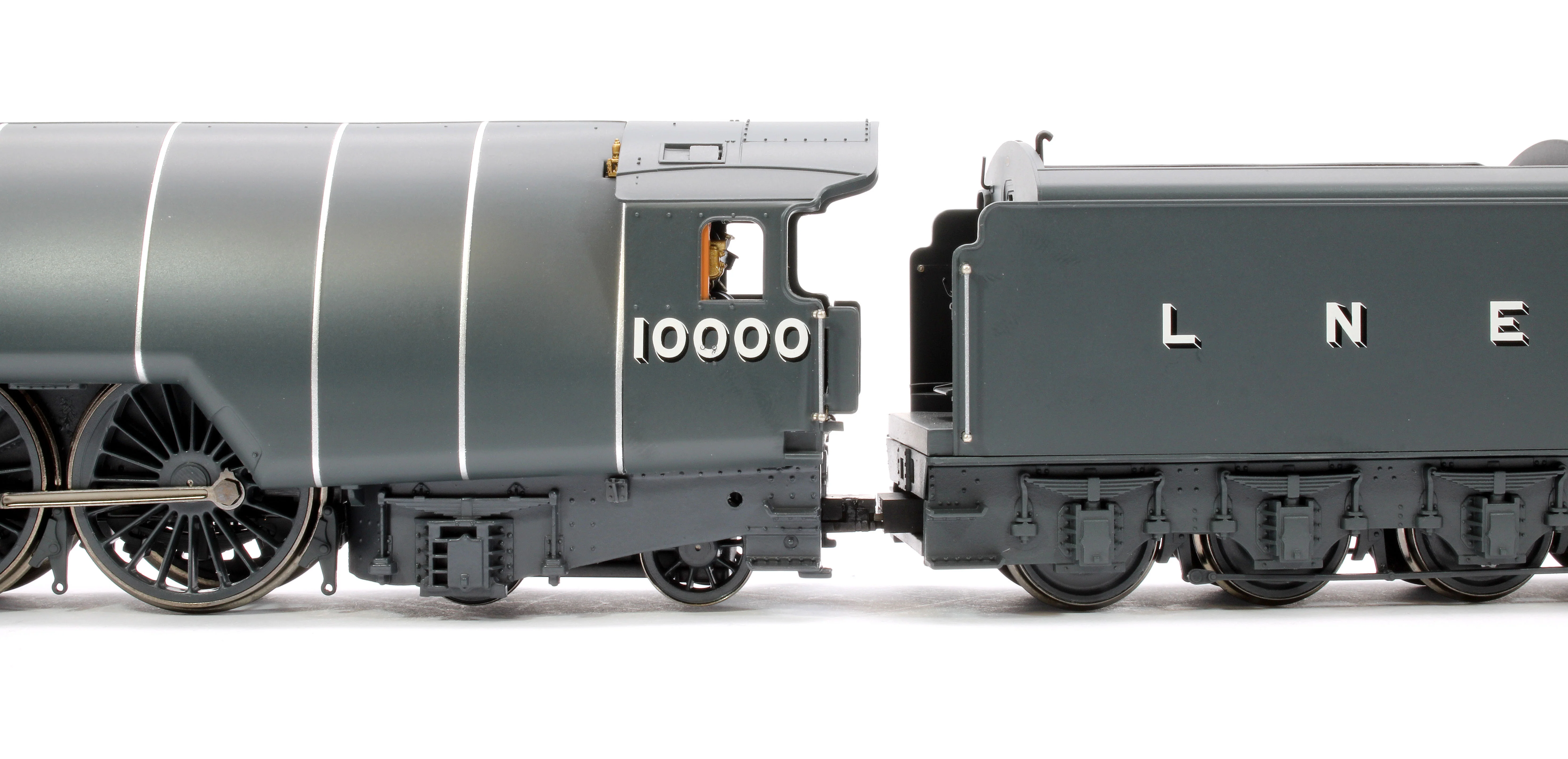 W1 Class 4-6-4 LNER 'Hush Hush' No.10000 (with Steam Generator) Steam Locomotive - DCC Sound & Smoke - Image 8