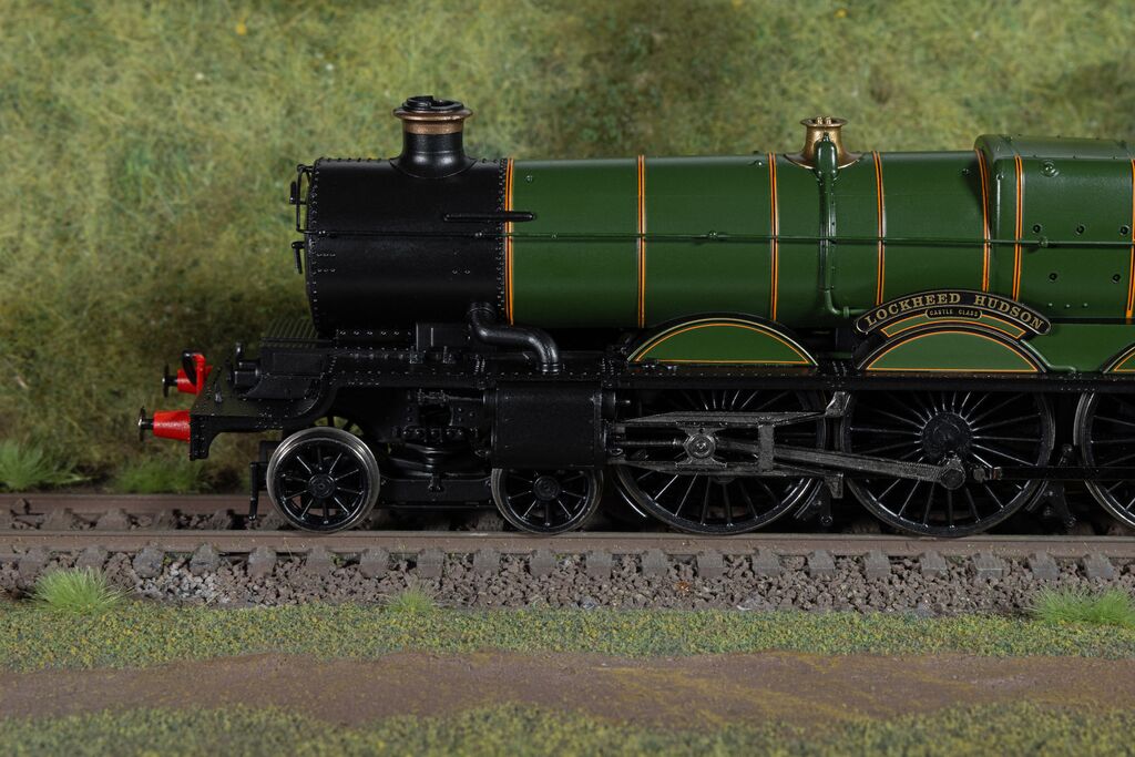 R30402 GWR Castle Class Lockheed Hudson No.5081 Steam Locomotive - Image 7
