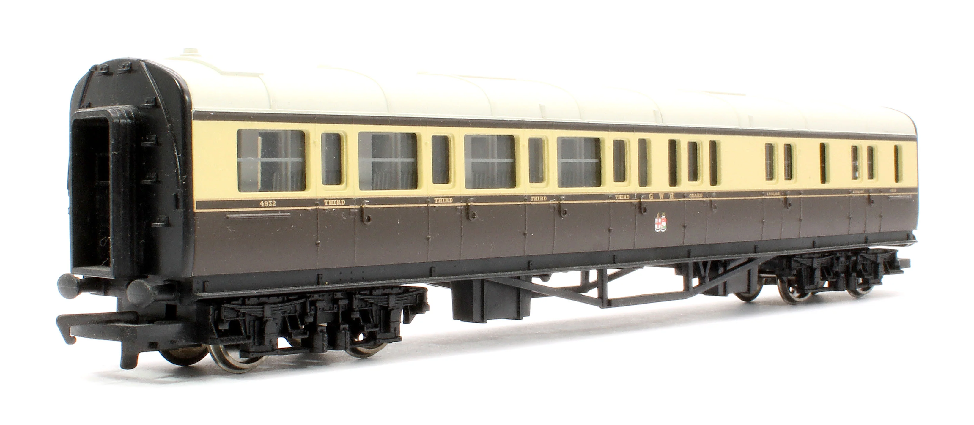 Pre-Owned GWR Chocolate & cream Composite Brake Coach No.4932 - Image 3