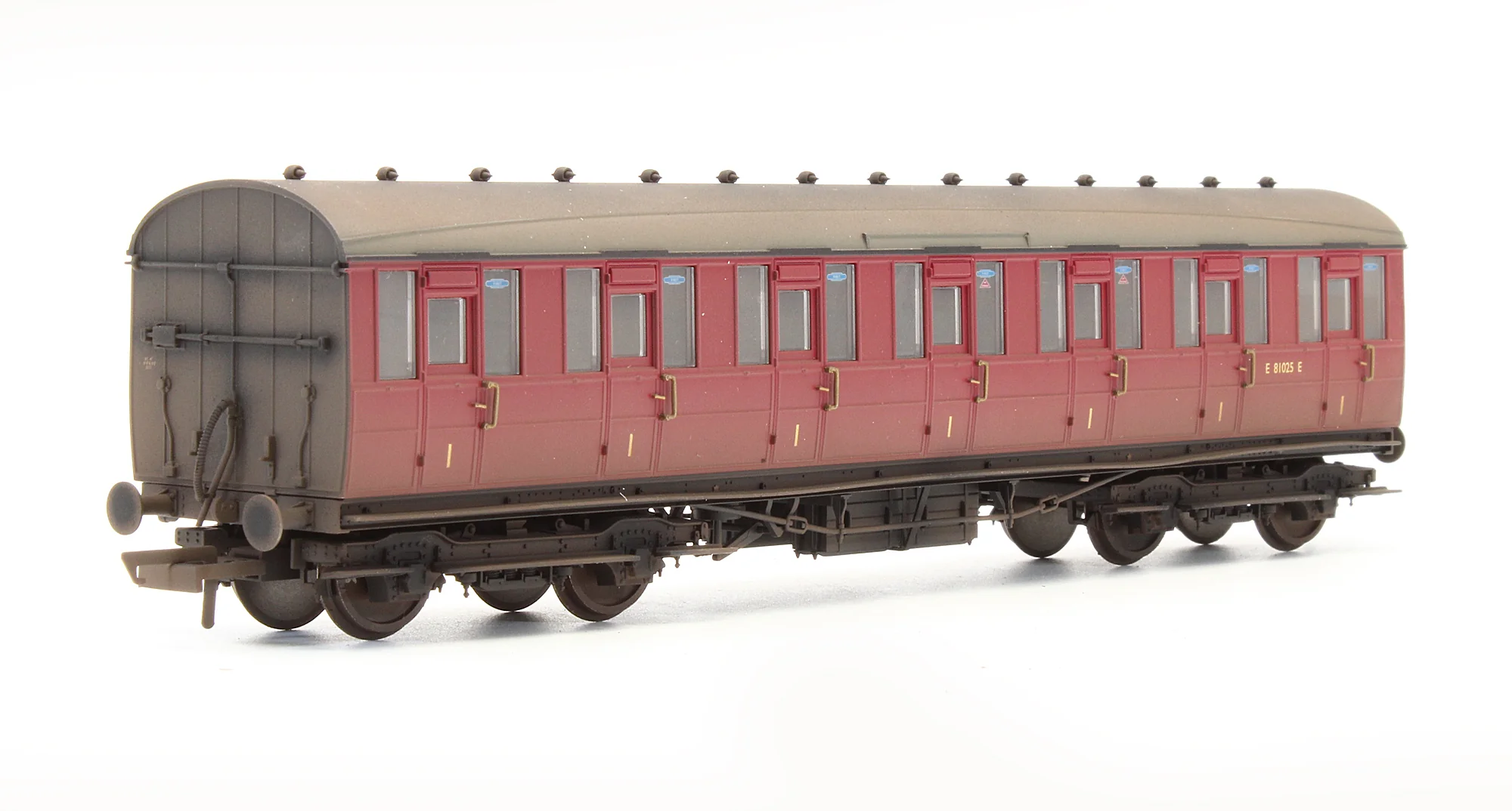 Pre-Owned BR Gresley Suburban 1st Class Coach 'E81025E' - Custom Weathered