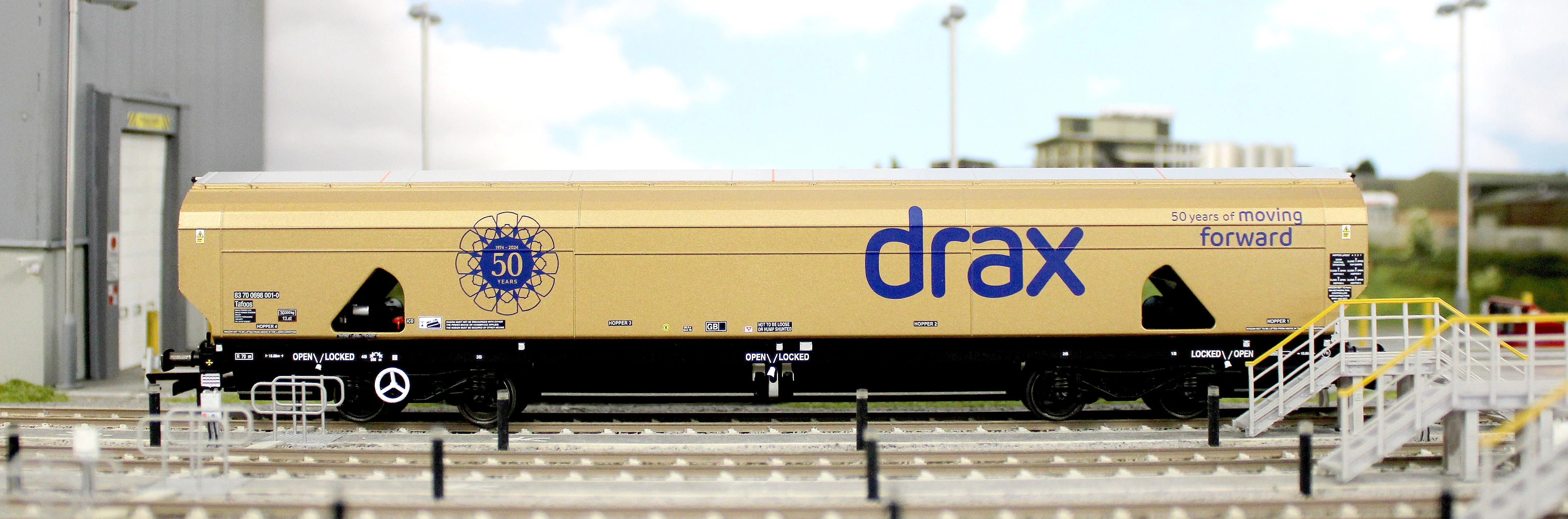 Drax Biomass Gold 50th Anniversary Wagon - Image 7