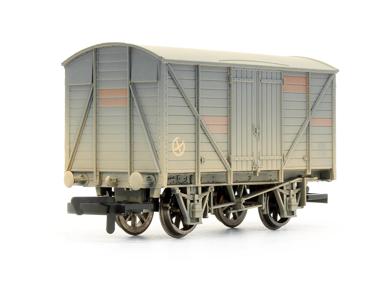 Pre-Owned R6925TTS BR 10T Vent Van - Weathered & TTS Sound