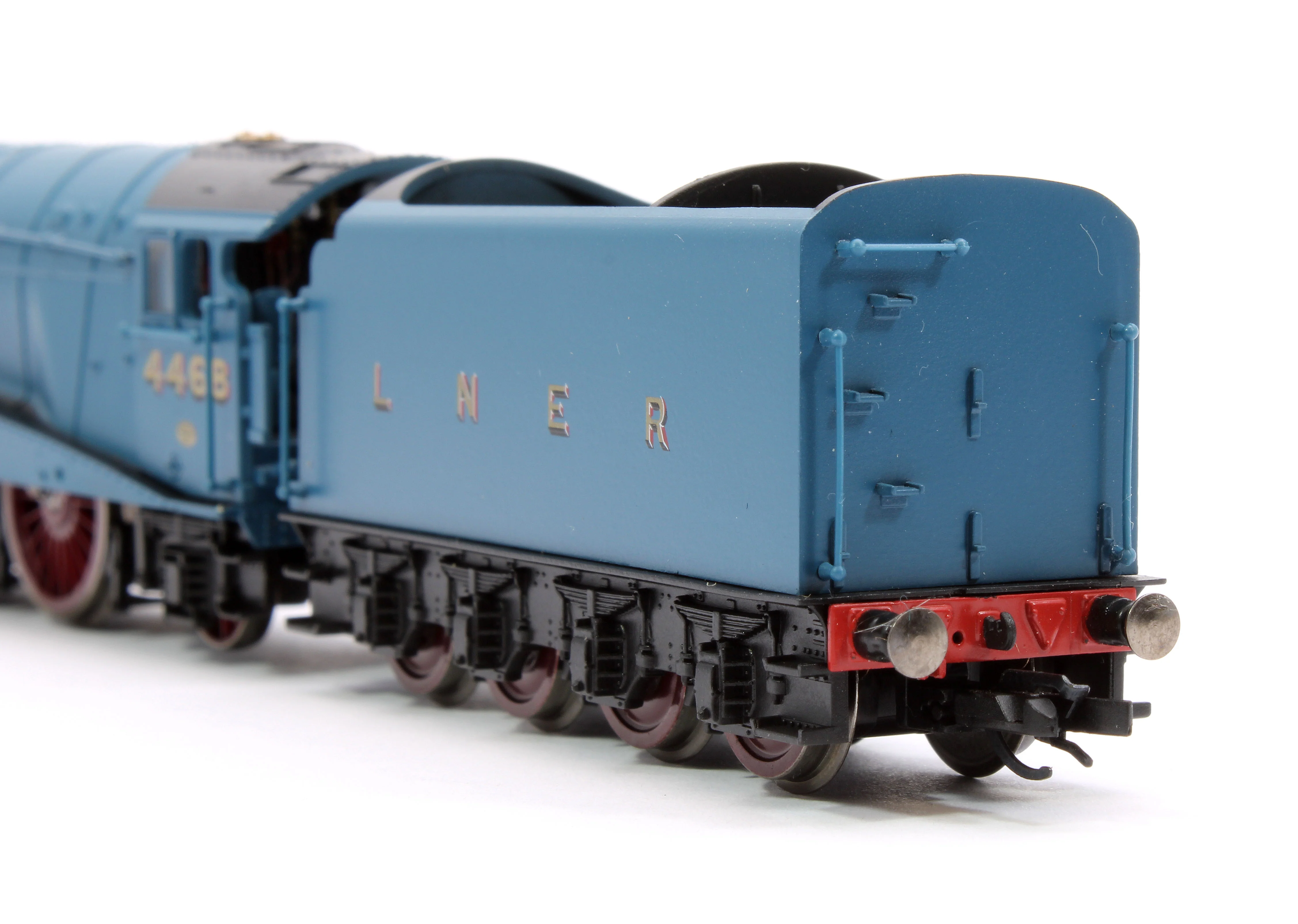 LNER Class A4 4-6-2 4468 'Mallard' Steam Locomotive - Image 9