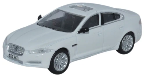 76XF005 Jaguar XF Saloon Polaris White