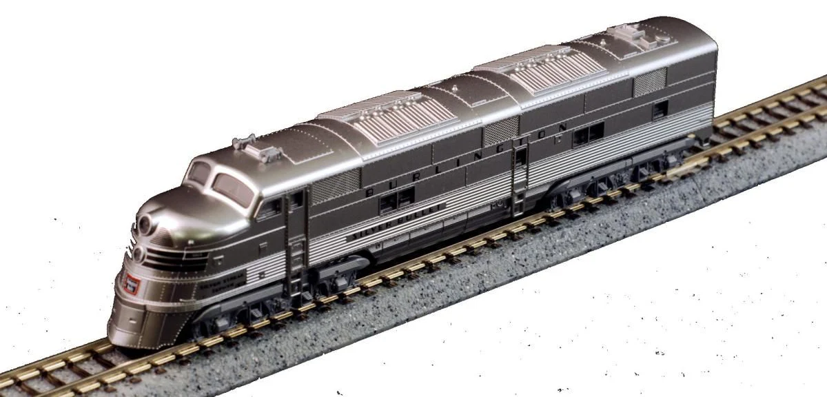 Silver Streak Zephyr Train Set - Image 2
