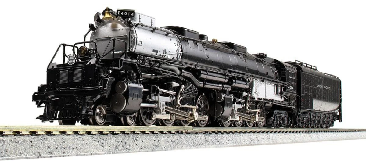 107-0100 Union Pacific Big Boy/FEF Golden Spike Steam Train Set - Image 2