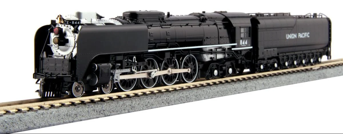 107-0100 Union Pacific Big Boy/FEF Golden Spike Steam Train Set - Image 3