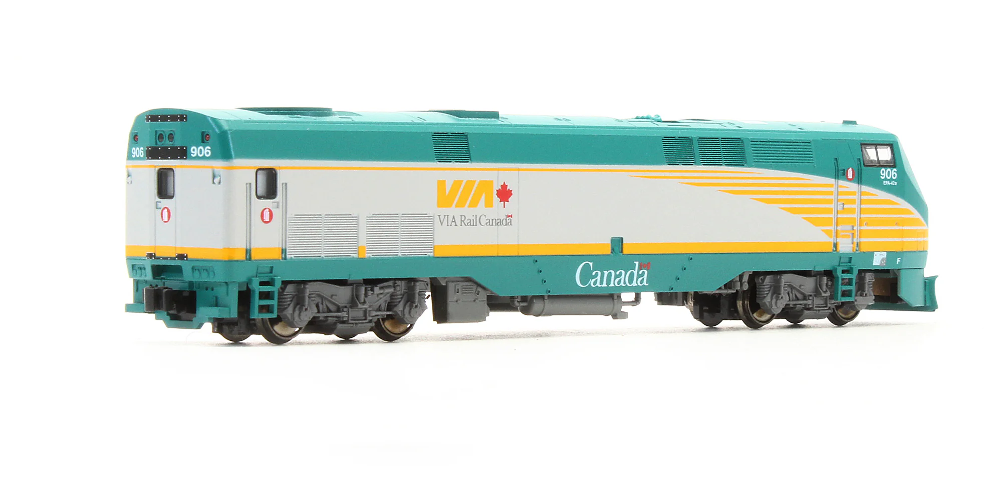 Pre-Owned P42 Diesel Locomotive VIA Rail - Road #906 - Image 2