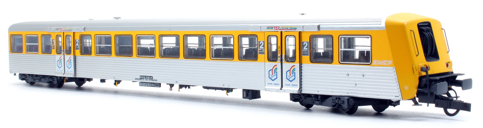 Pre-Owned SNCF Regional Push-Pull Yellow/Stainless Steel Coaches (Set of 3) - DCC Fitted - Image 6