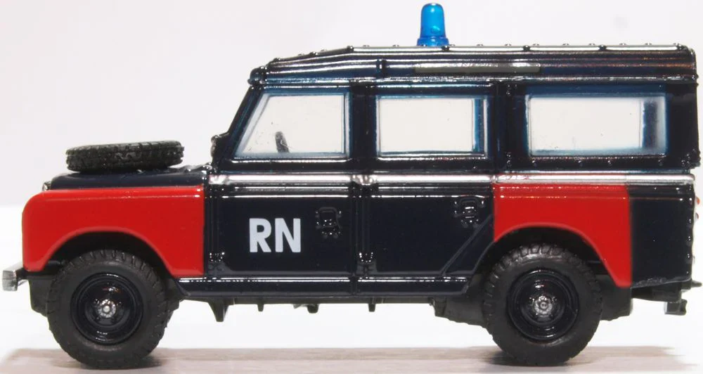 76LAN2021 Land Rover Series II LWB Station Wagon Navy Bomb Disposal - Image 3