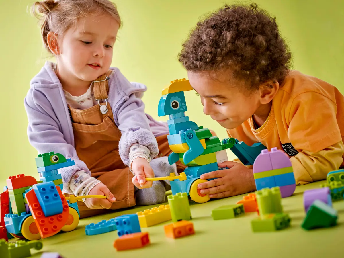 Lego Duplo 3in1 Dinosaurs on Wheels - 10451 - Image 7