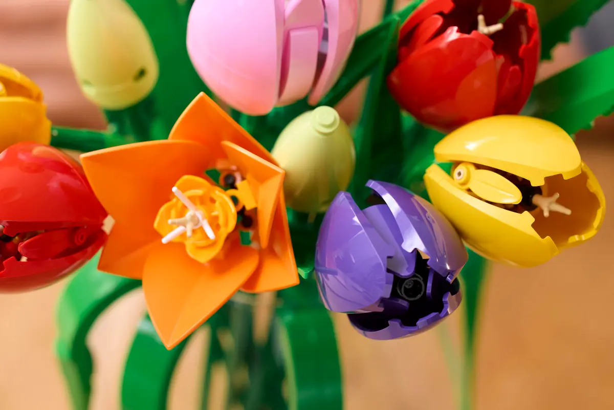 Lego Botanicals Tulip Bouquet - 11501 - Image 11