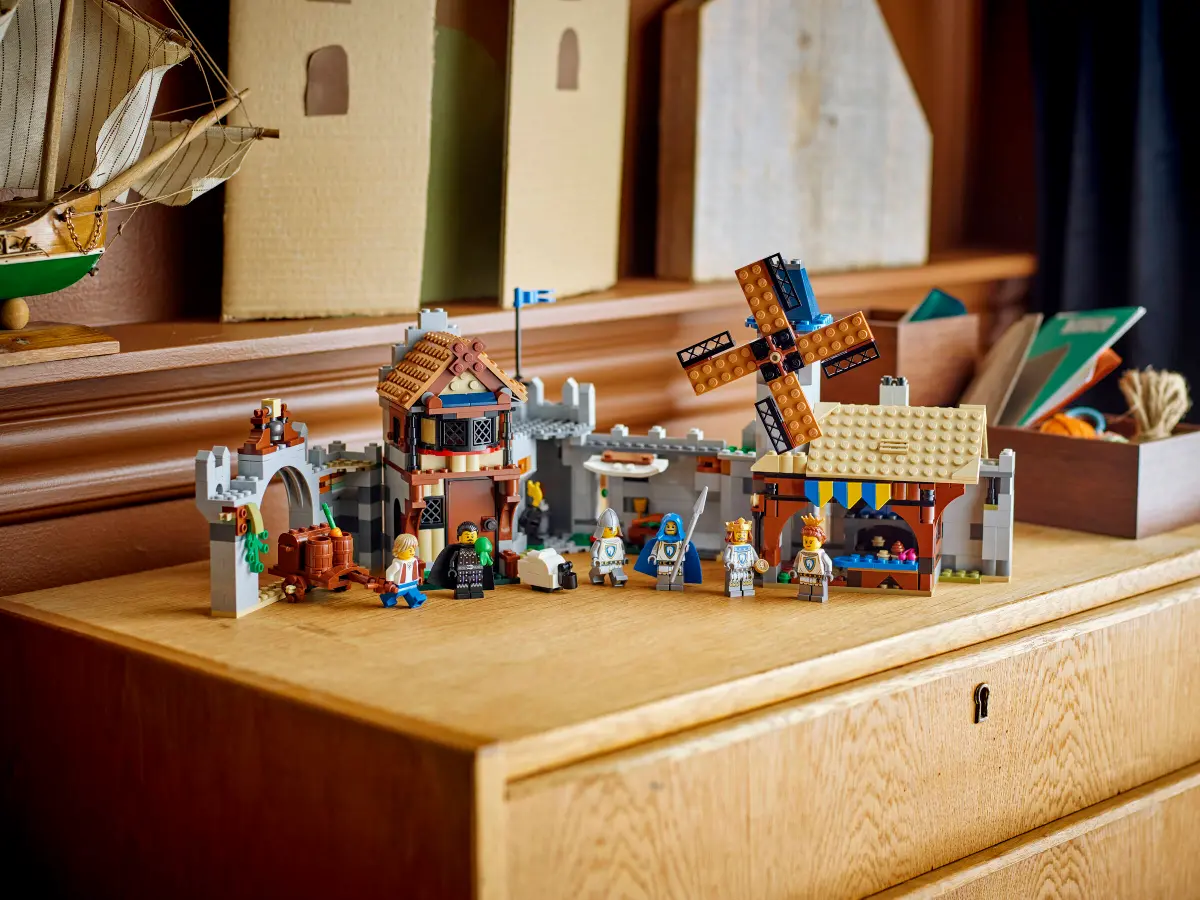 Lego Creator Medieval Horse Knight Castle - 31168 - Image 10