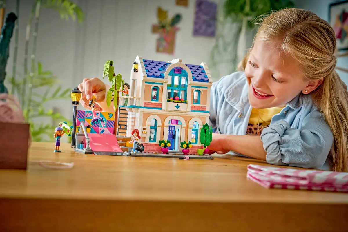 Lego Friends Liann's Family House - 42687 - Image 9