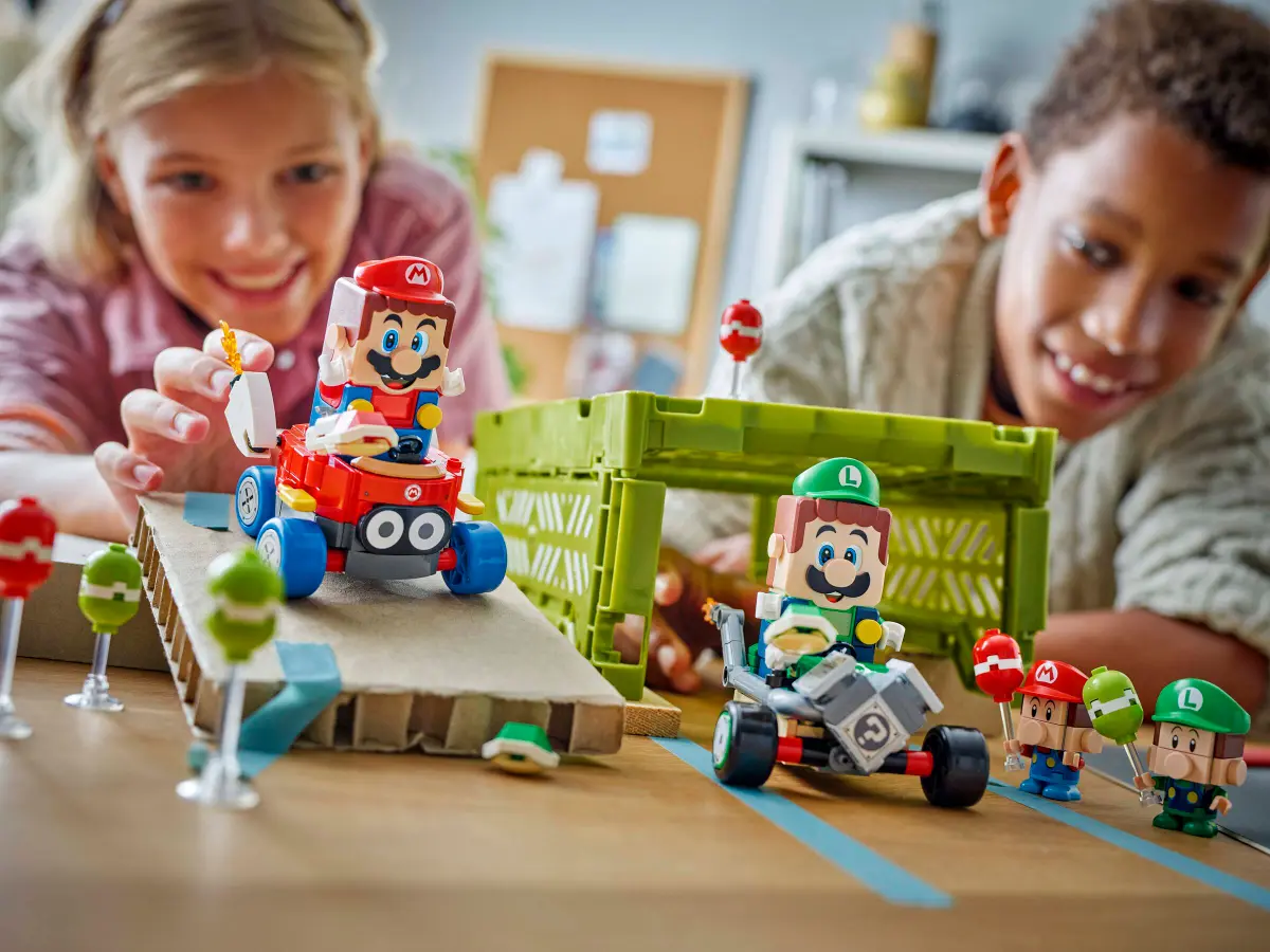 Lego Super Mario™ Mario Kart™ – Baby Mario vs. Baby Luigi - 72034 - Image 7