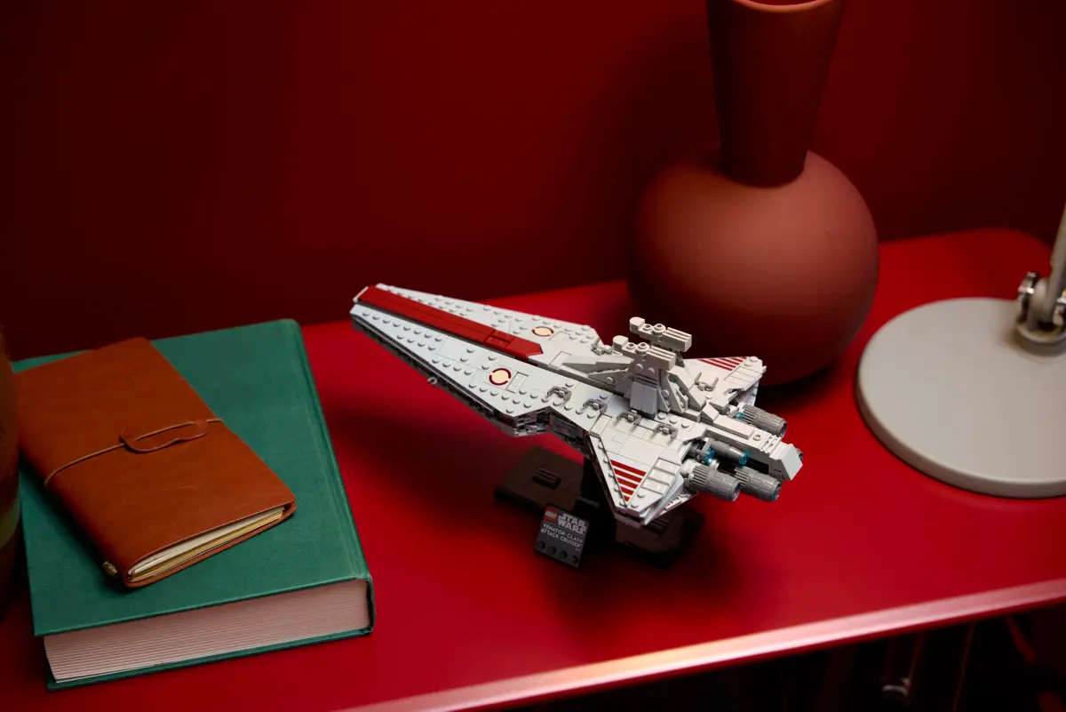 Lego Star Wars™ Venator-Class Attack Cruiser™ - 75441 - Image 11