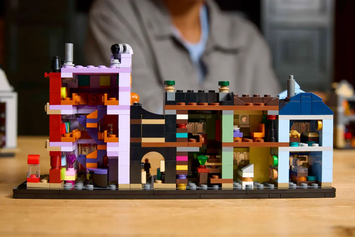 Lego Harry Potter Diagon Alley™ Wizarding Shops - 76444 - Image 11