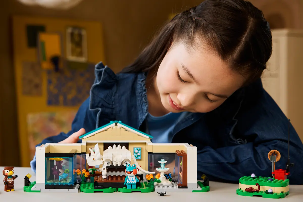 Lego Animal Crossing™ Blathers's Museum Collection - 77056 - Image 10
