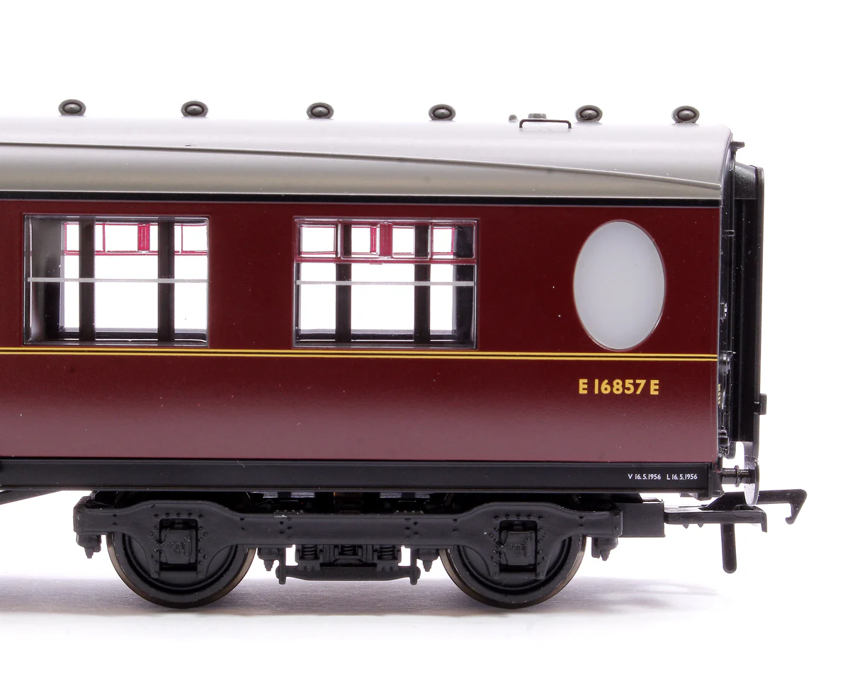 LNER Thompson Brake Second Corridor BR Maroon No. E16857E - Image 5