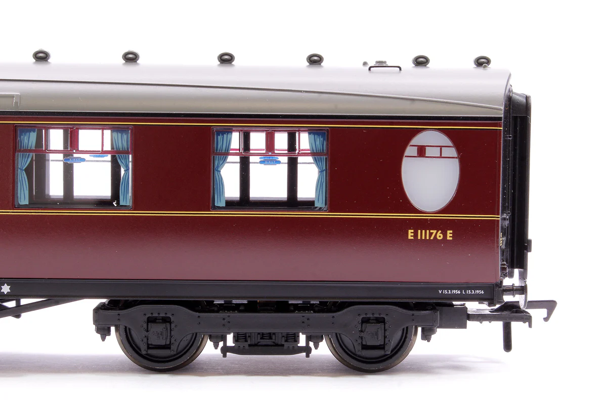 LNER Thompson First Corridor BR Maroon No. E11176E - Image 5
