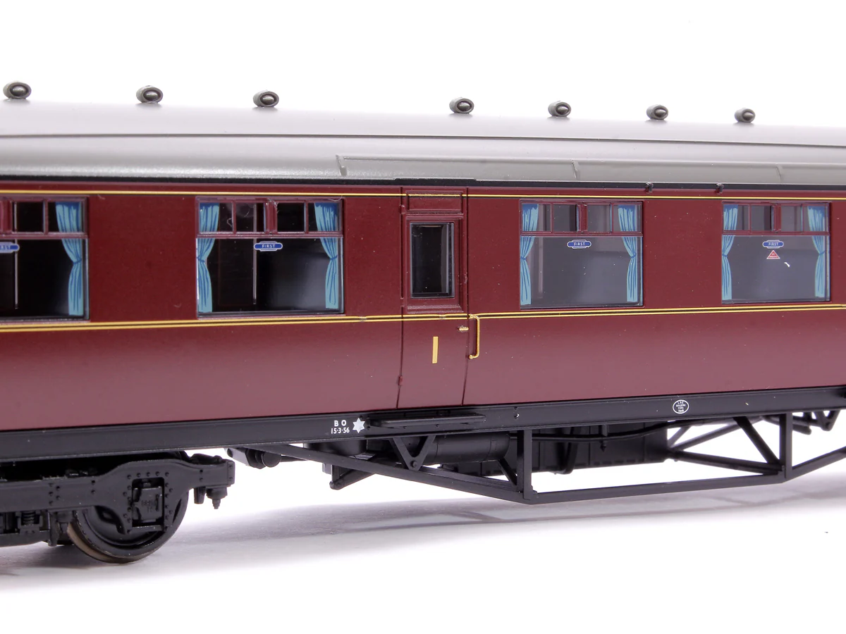LNER Thompson First Corridor BR Maroon No. E11176E - Image 6