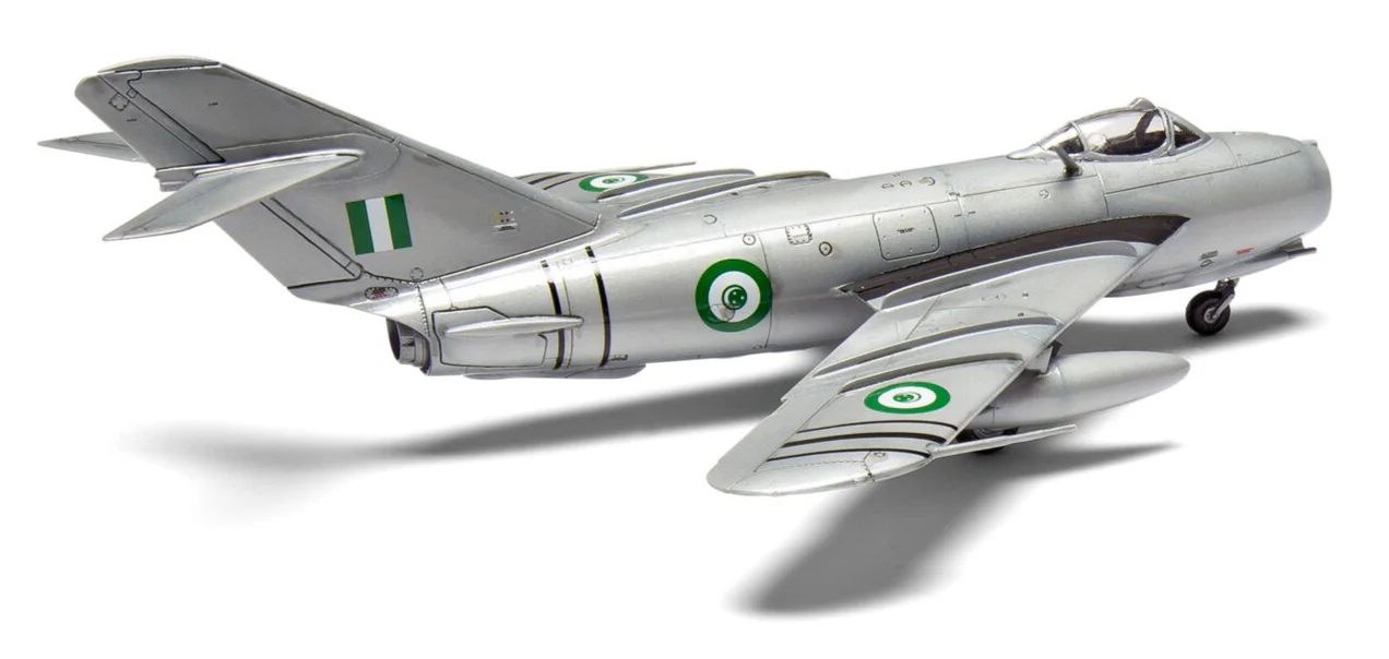A03091A Mikoyan-Gurevich MiG-17F 'Fresco' Model Kit - Image 5