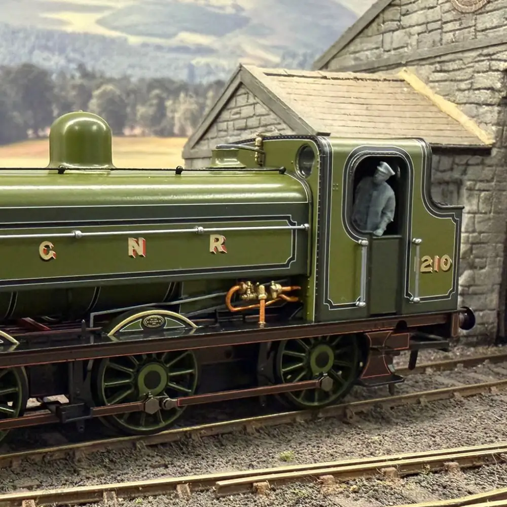OO Gauge Loco Specific Crew - GNR J13 / LNER J52 Crew - Image 2