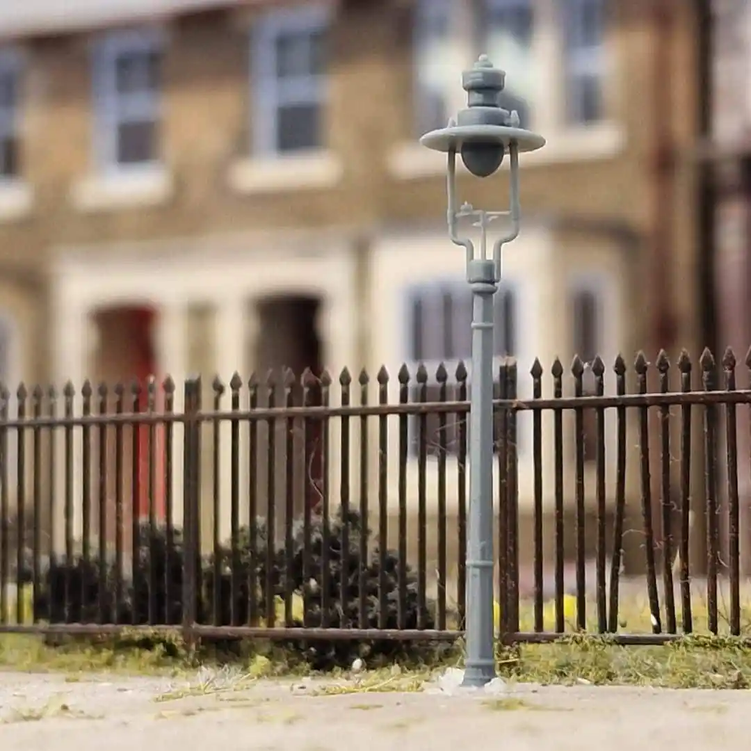 O Gauge - Detailing - GWR No1 Octagonal Column Suggs Lamps x5 - Image 2