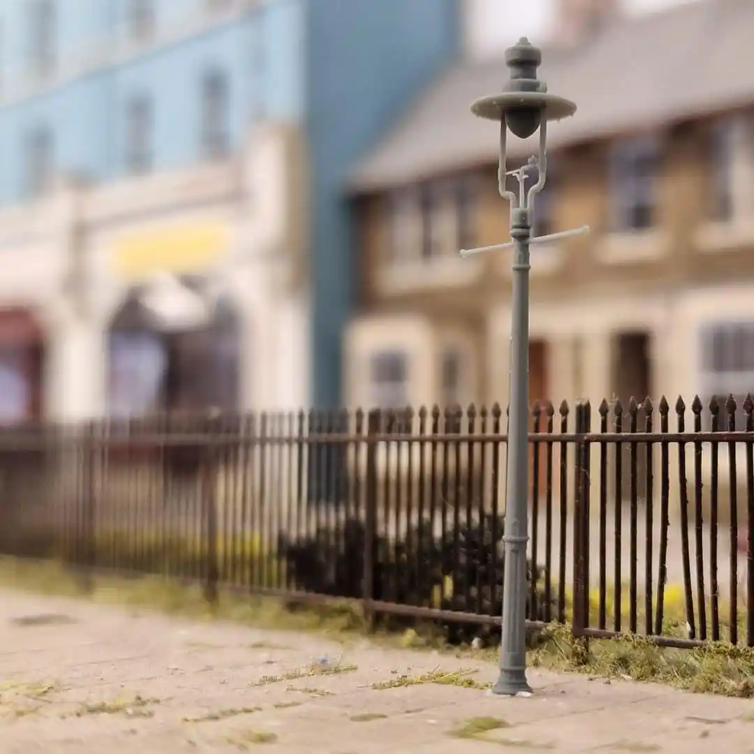 O Gauge - Detailing - GWR No2 Circular Column Suggs Lamps x5 - Image 2