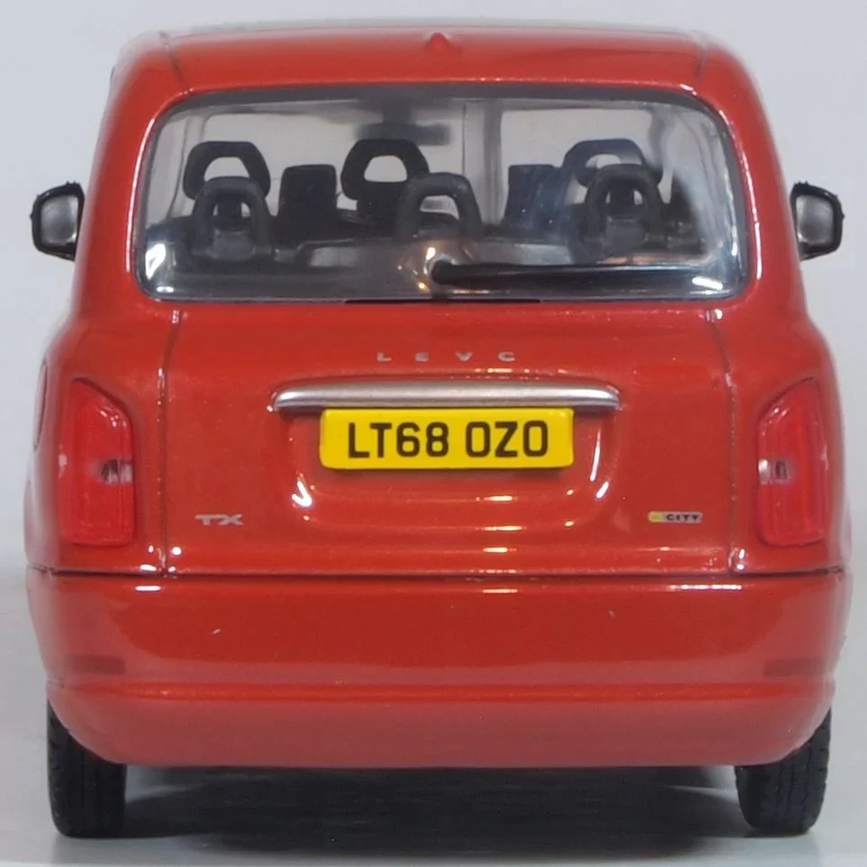 43TX5002 LEVC TX5 Taxi Tupelo Red - Image 5