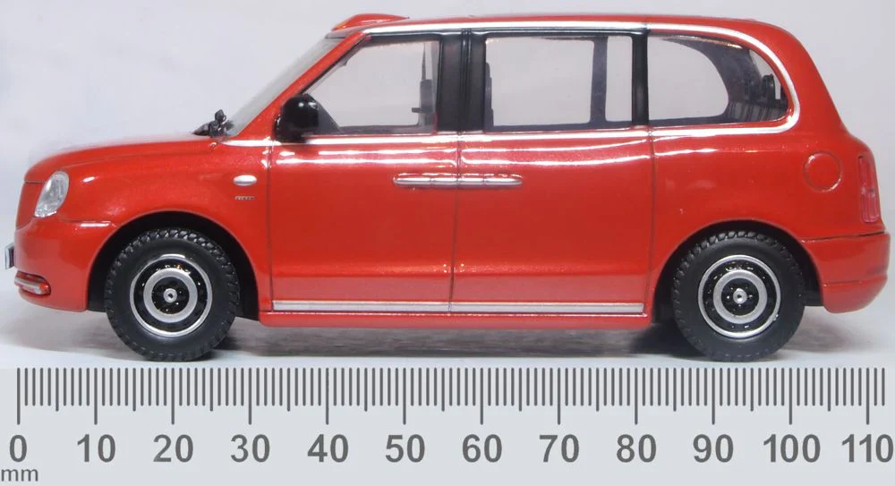 43TX5002 LEVC TX5 Taxi Tupelo Red - Image 6