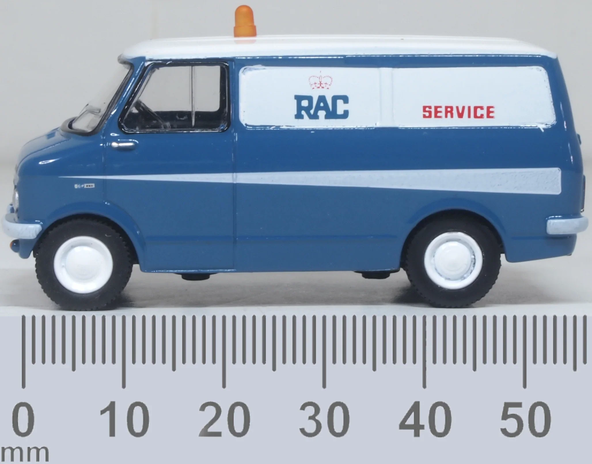 76CFV004 Bedford CF Van RAC - Image 5