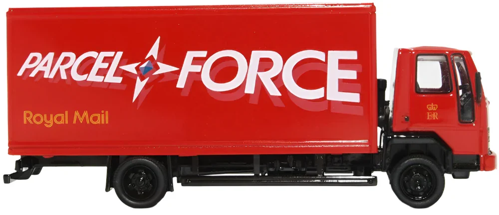 76FCG005 Ford Cargo Box Van Parcelforce - Image 4