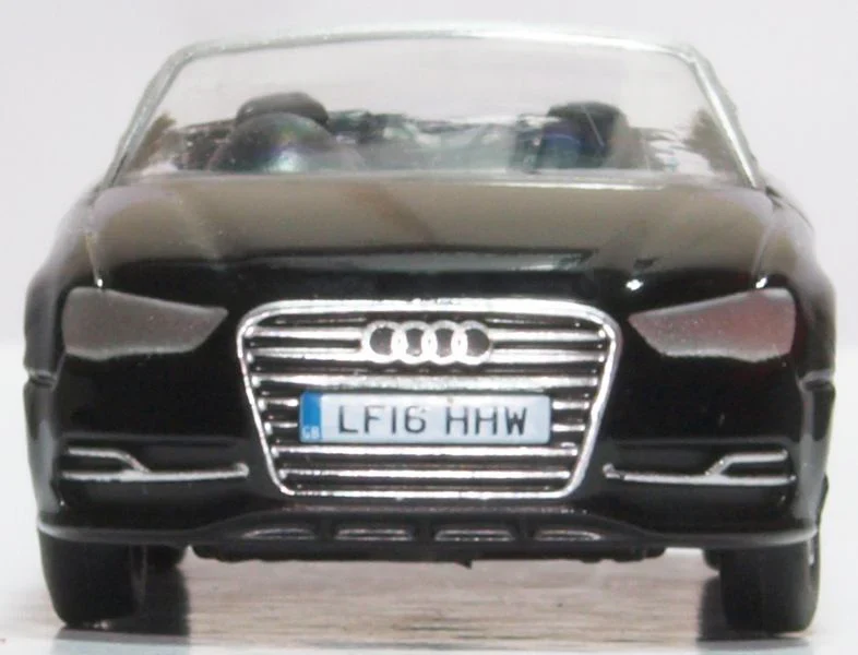 76S3002 Audi S3 Cabriolet Mythos Black - Image 2