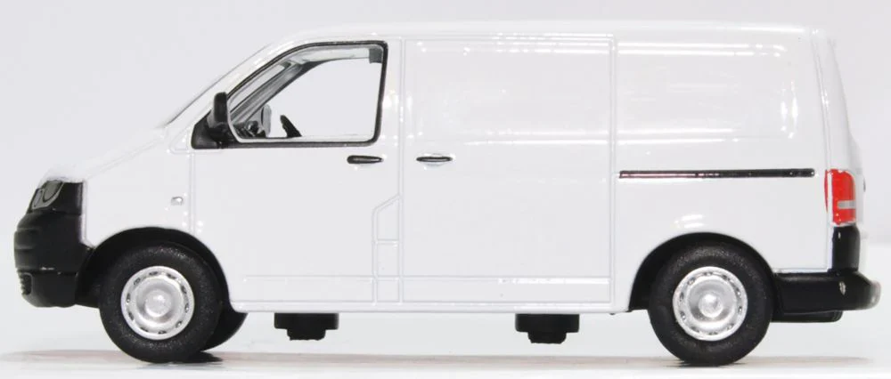 76T5V002 VW T5 Van White - Image 3