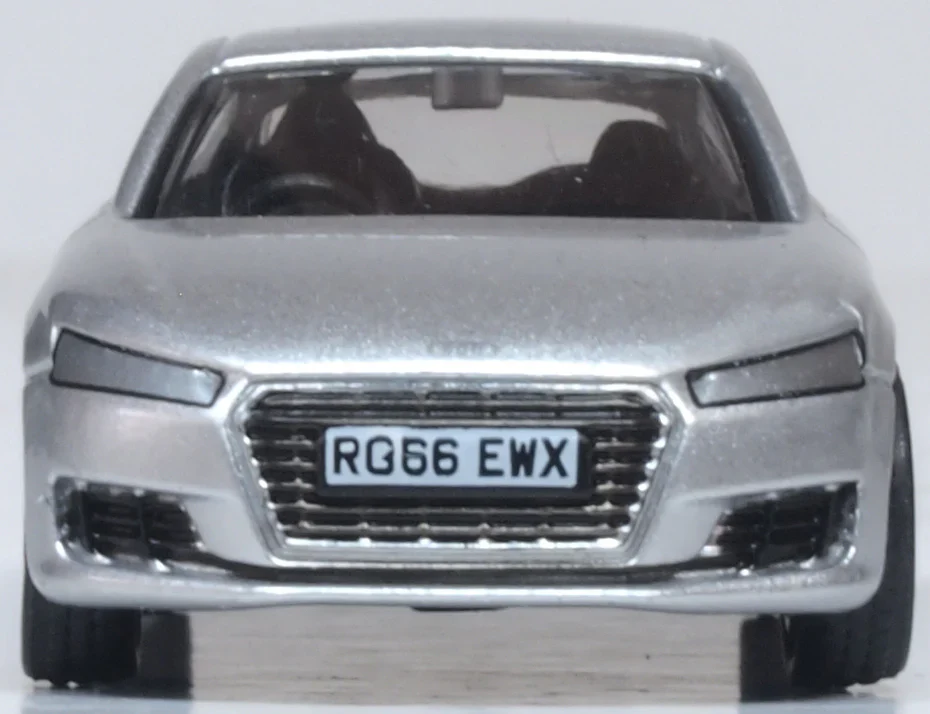 Audi TT Coupe Floret Silver - Image 2