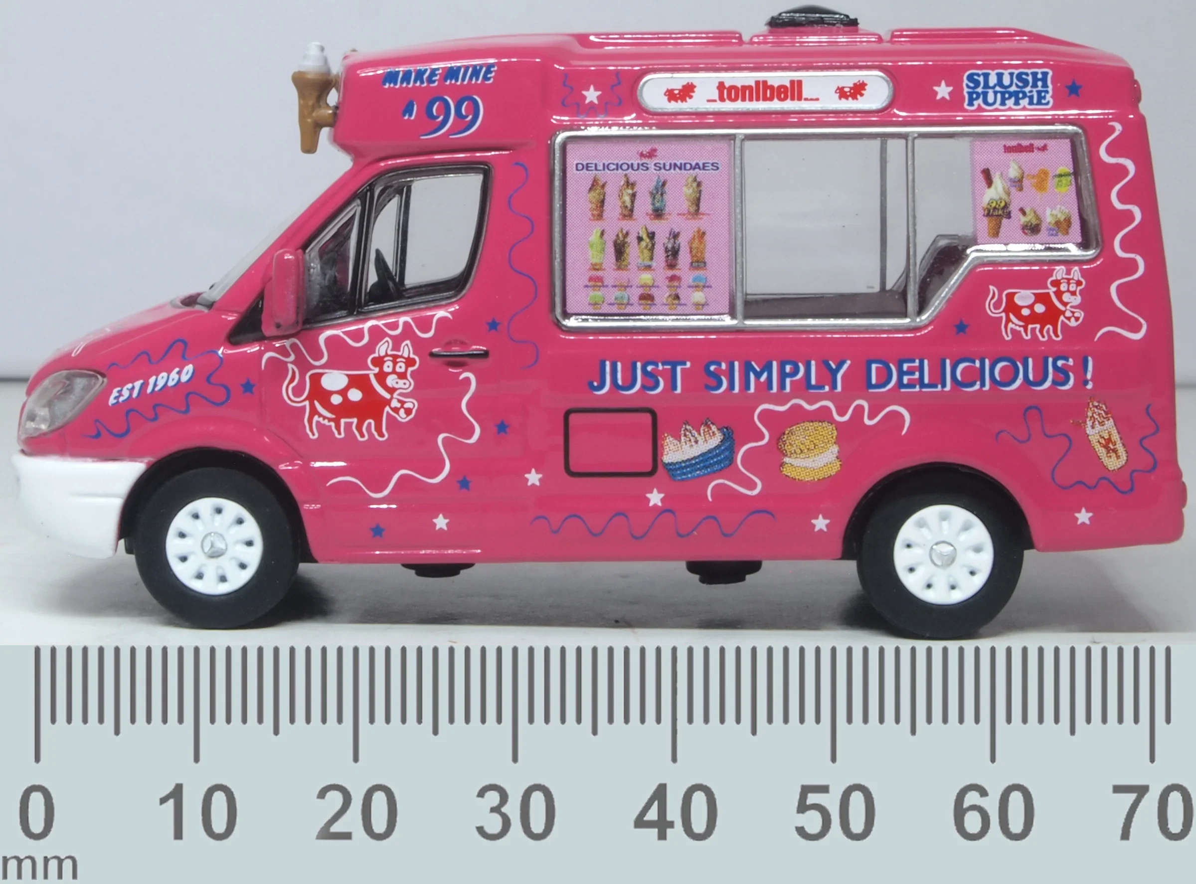 76WM009 Whitby Mondial Ice Cream Van Tonibell - Image 6