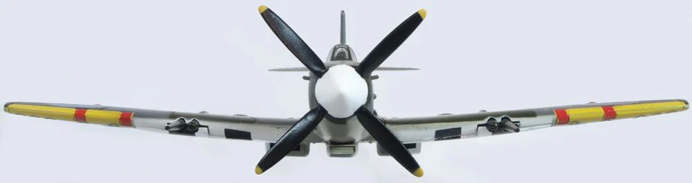 Supermarine Spitfire LF Mk.Ixe 21-T 443 Sqn 1945 Model Aircraft - Image 5