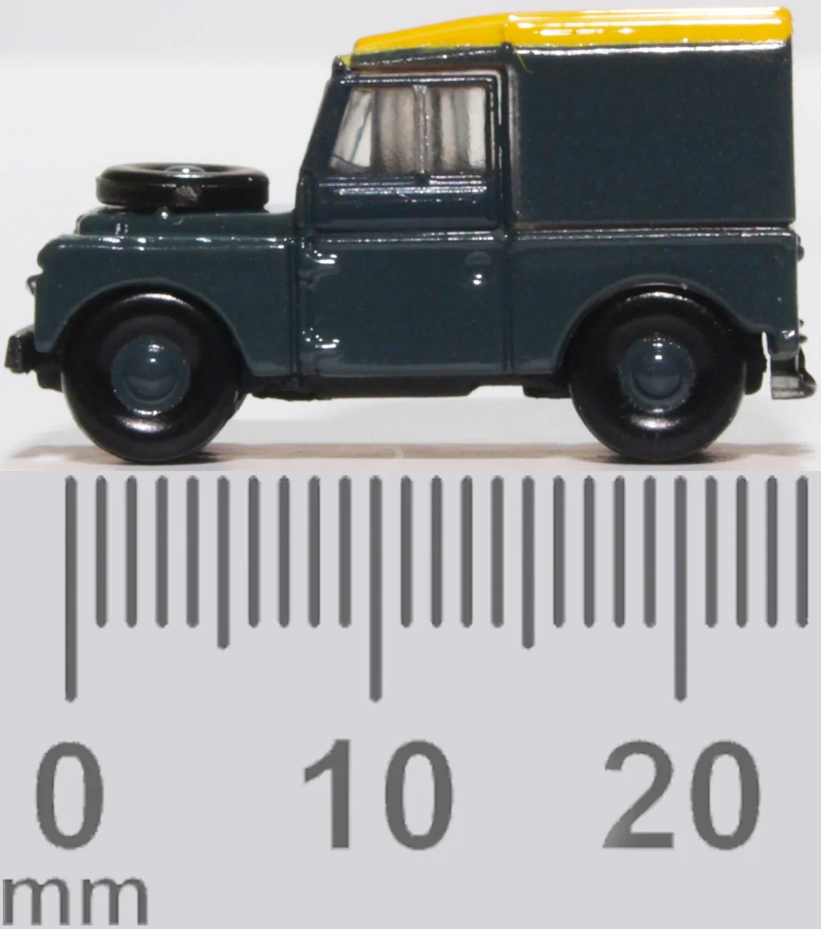 Land Rover Series I 88'' Hard Top RAF - Image 6