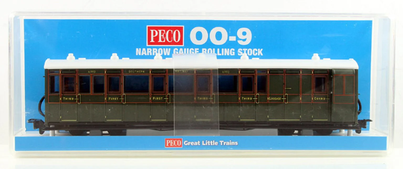 Peco GR-421B Brake Composite SR Livery no.6993 - Image 4