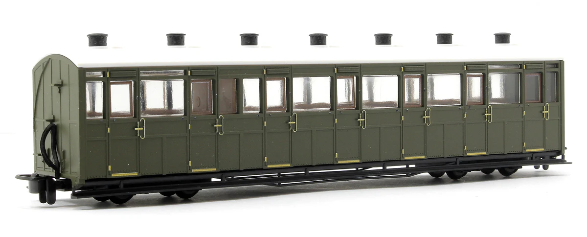 GR441U All Third Coach Unlettered Green