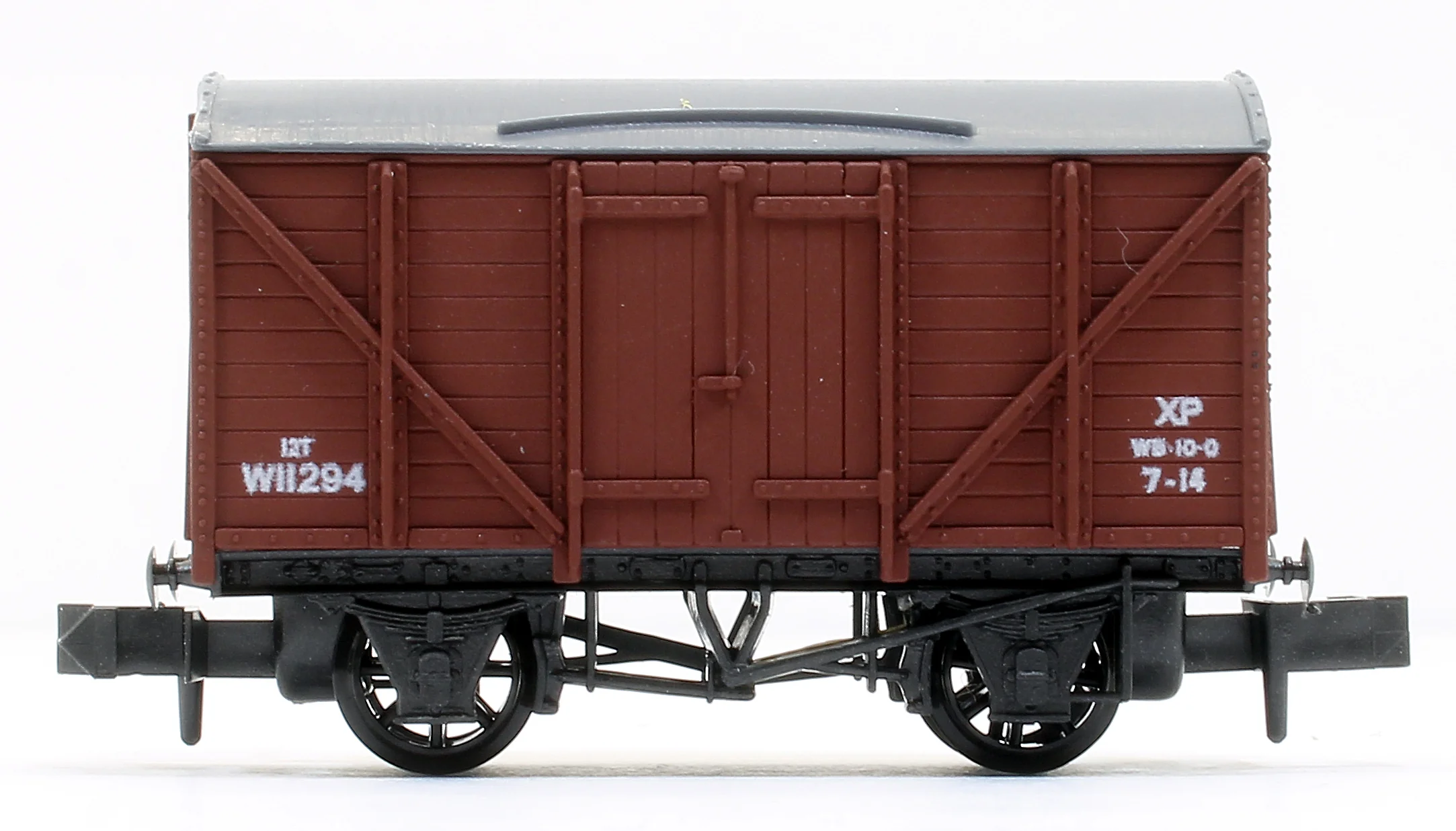 Standard Type Box Van, BR Brown W11294 - Image 3