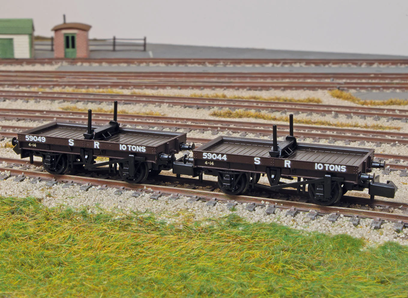 NR1152S 4 Wheel SR Bolster Wagon Twin Pack - Image 9