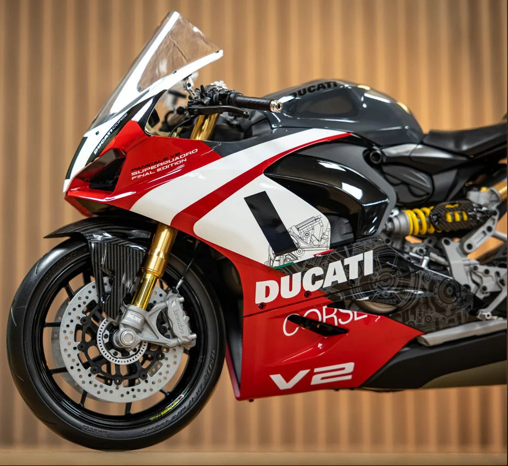 Ducati Panigale - V2 Superquadro Final Edition - Image 7