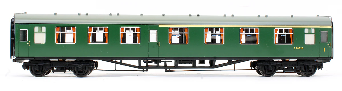 Pre-Owned 31-426A 4CEP EMU 7128 Late SR Multiple Unit Green With Yellow Warning Panels - Image 4
