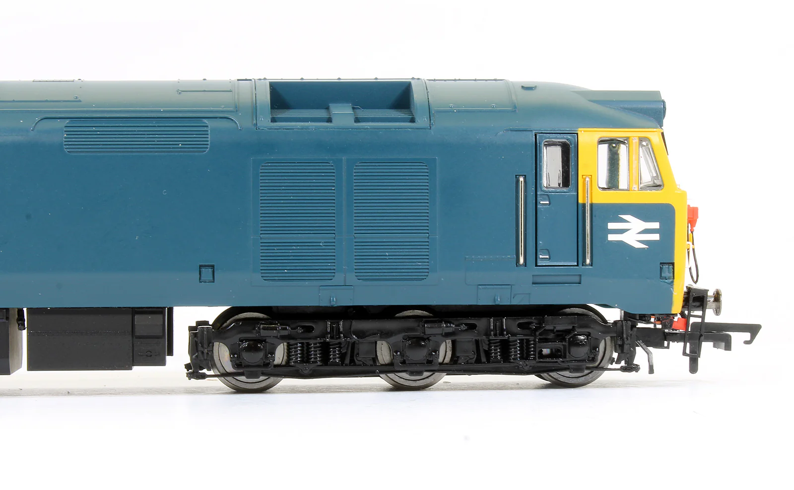 Pre-Owned R2428 BR Blue Class 50037 'Illustrious' Diesel Locomotive - Image 4